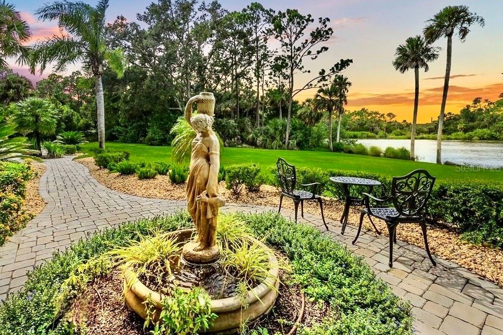 SANCTUARY PH 02 - Residential