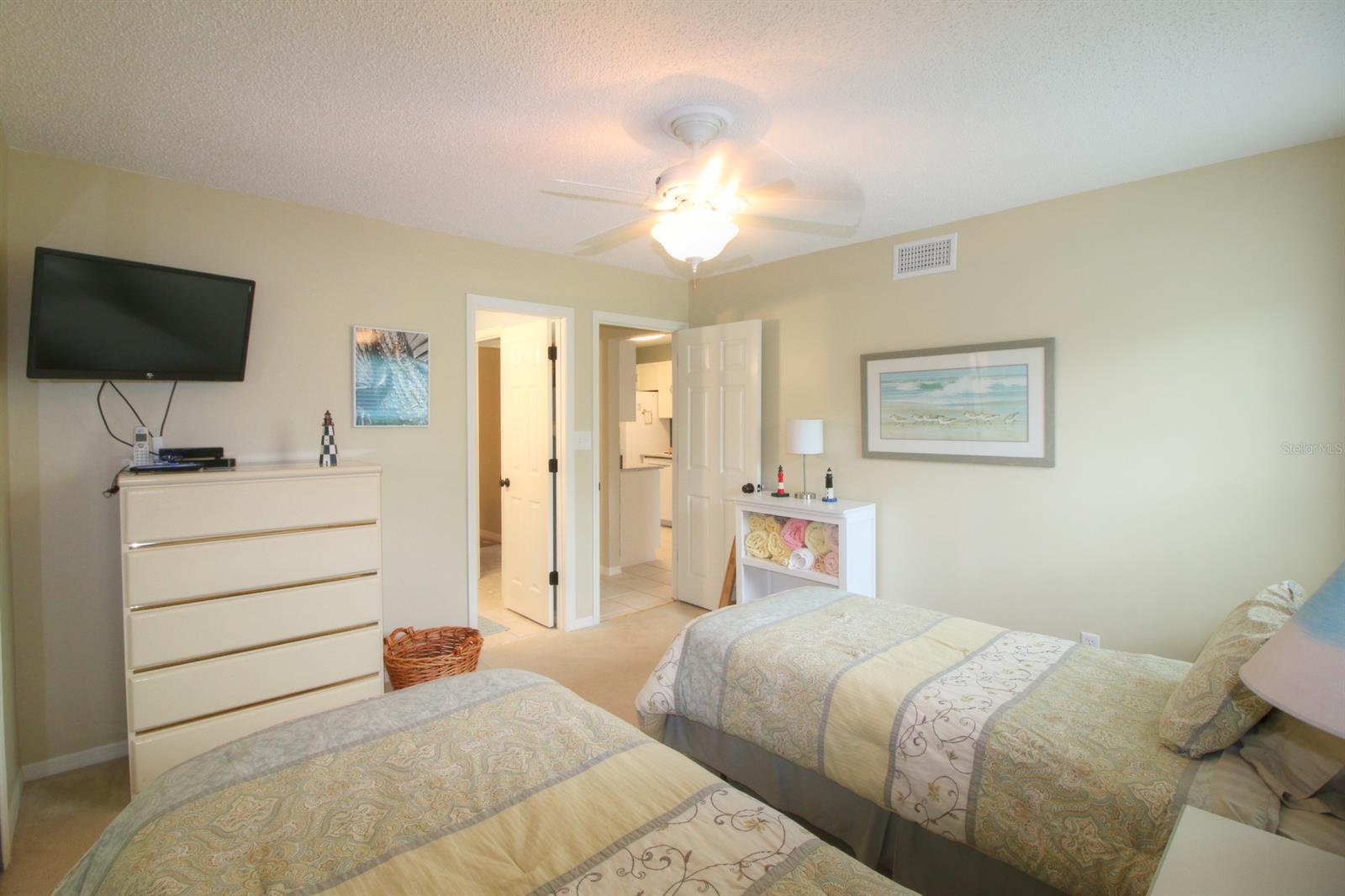 Sun Beach Club Condo Ph 01-03 - Residential