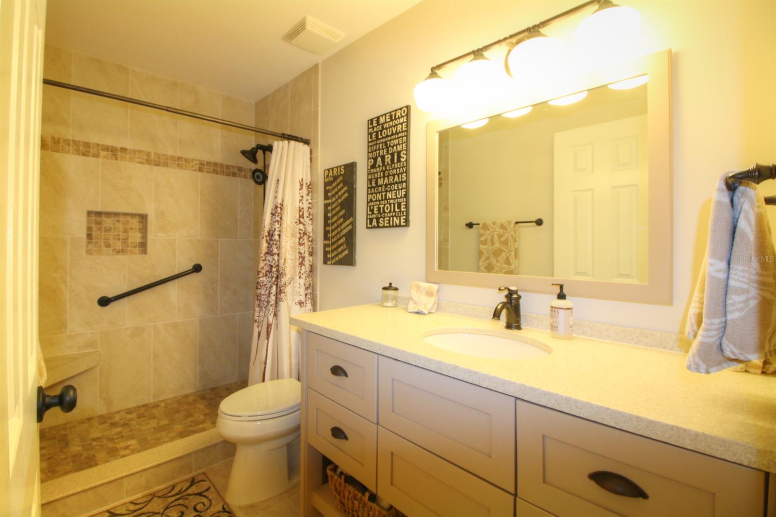 Sun Beach Club Condo Ph 01-03 - Residential