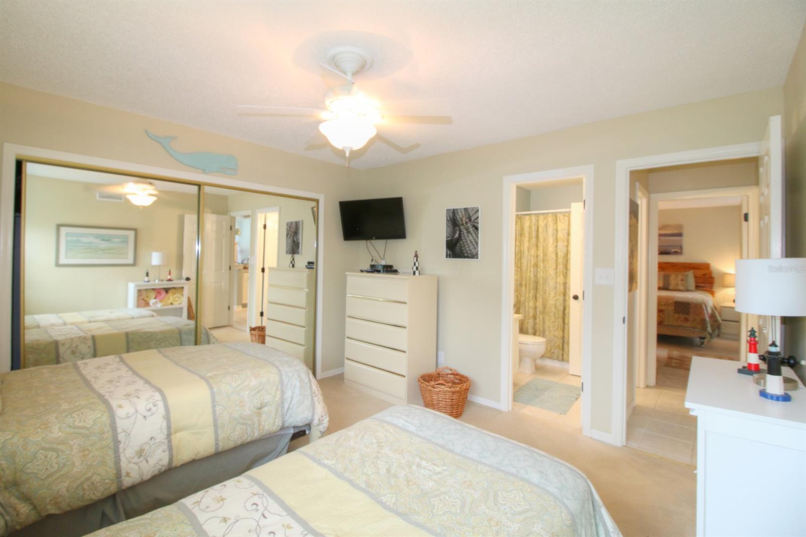 Sun Beach Club Condo Ph 01-03 - Residential