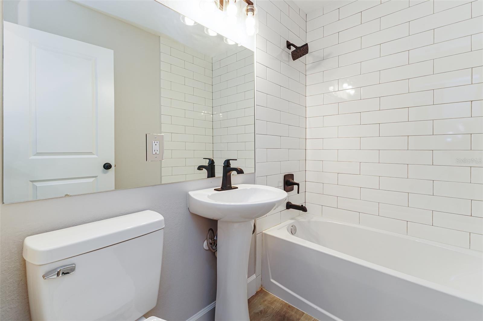 HIGHLAND TERRACE RESUBDIV - Residential