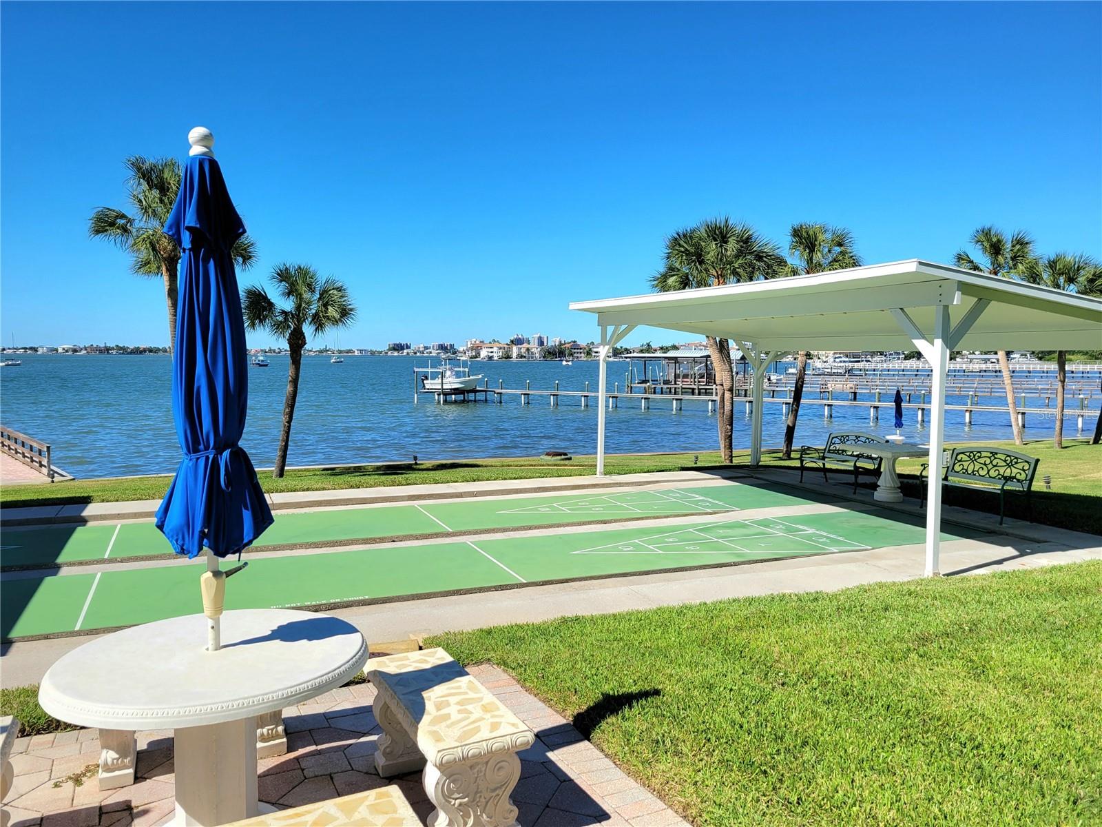 HARBOUR CLUB CONDO - Residential