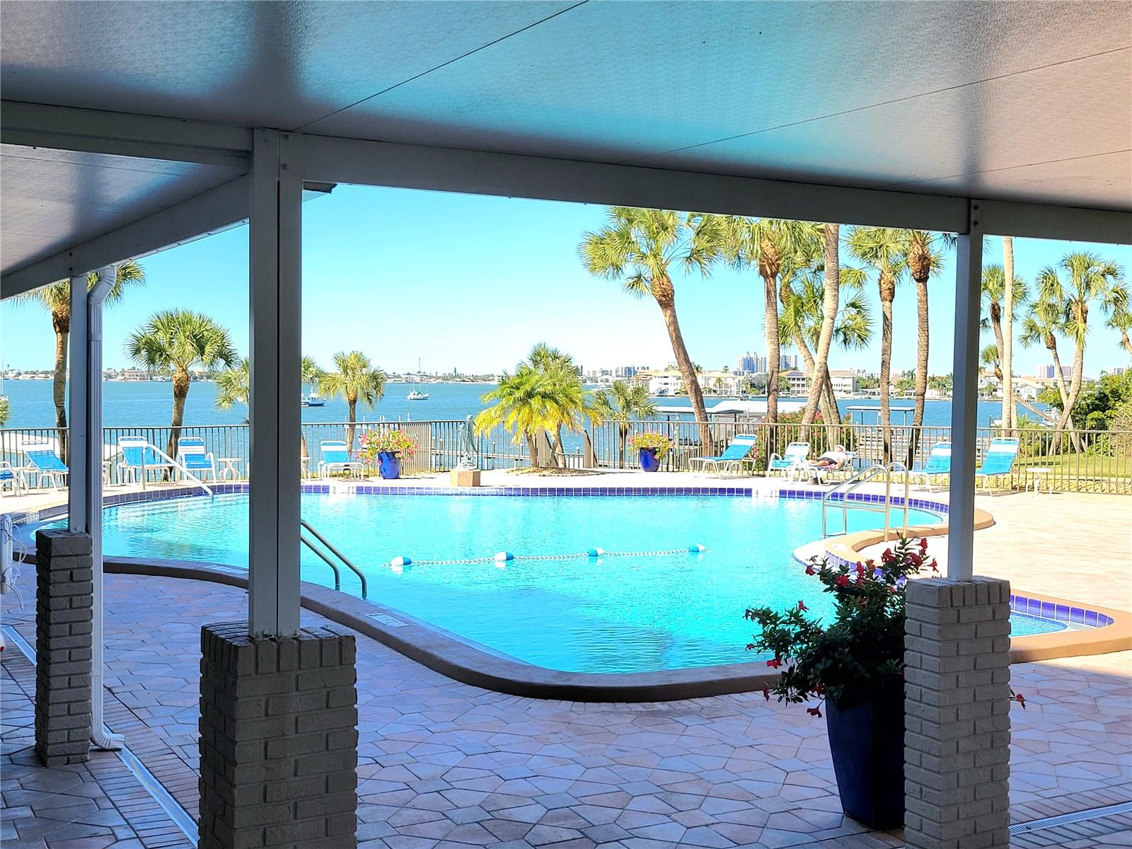 HARBOUR CLUB CONDO - Residential