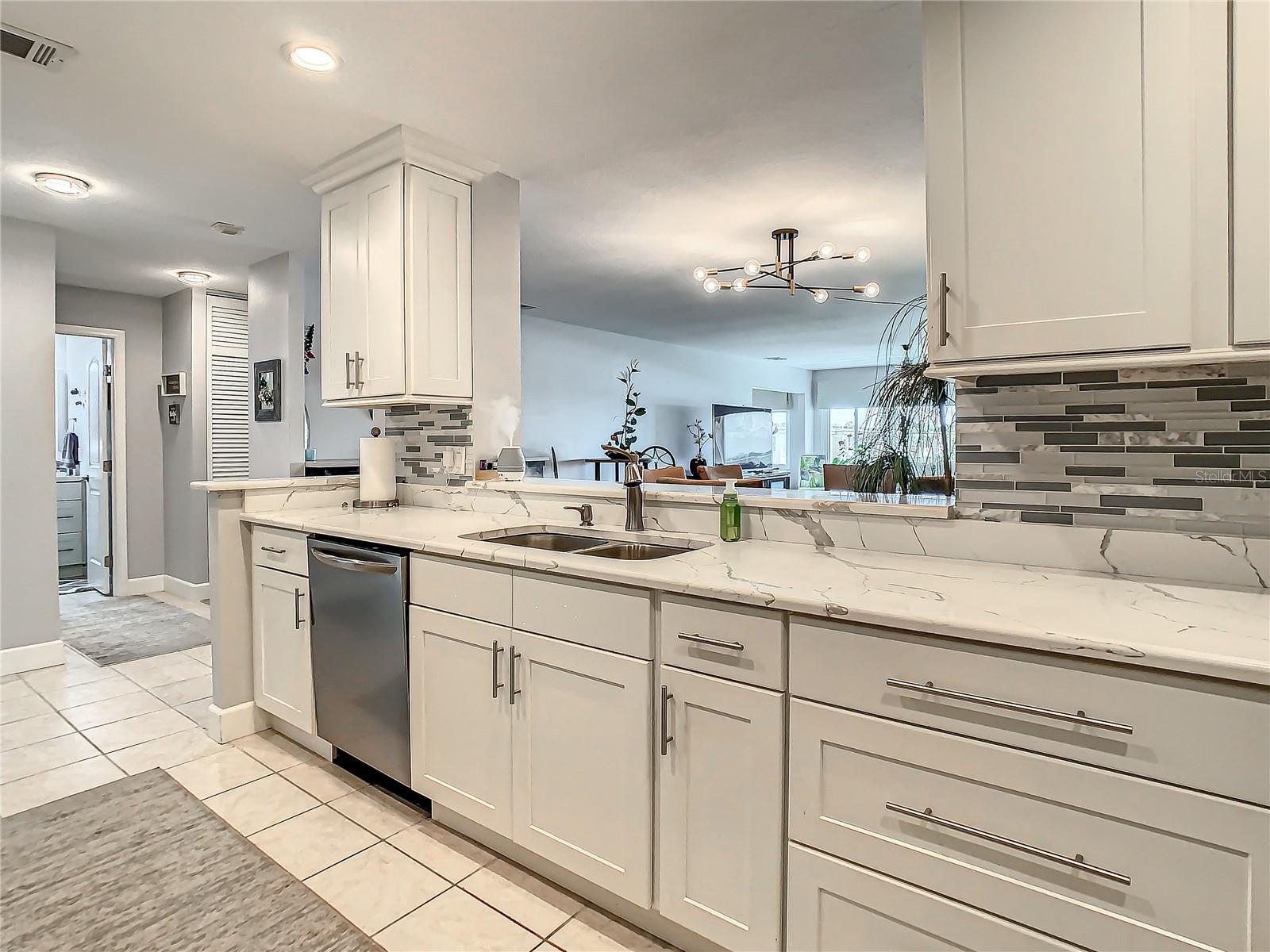 HARBOUR CLUB CONDO - Residential