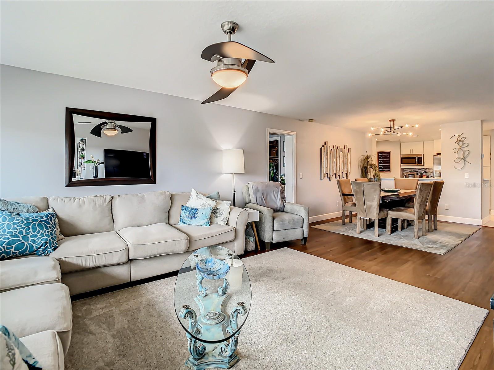 HARBOUR CLUB CONDO - Residential