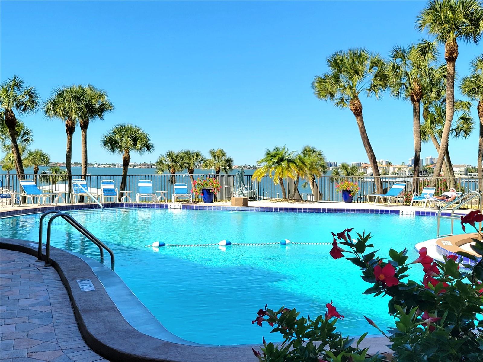 HARBOUR CLUB CONDO - Residential