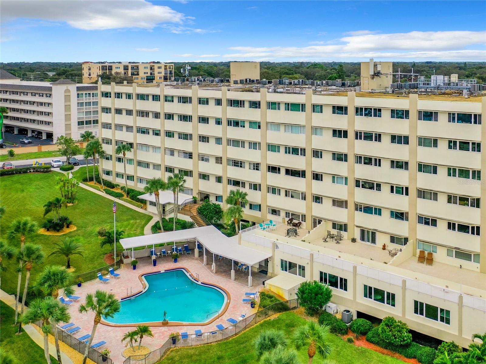 HARBOUR CLUB CONDO - Residential