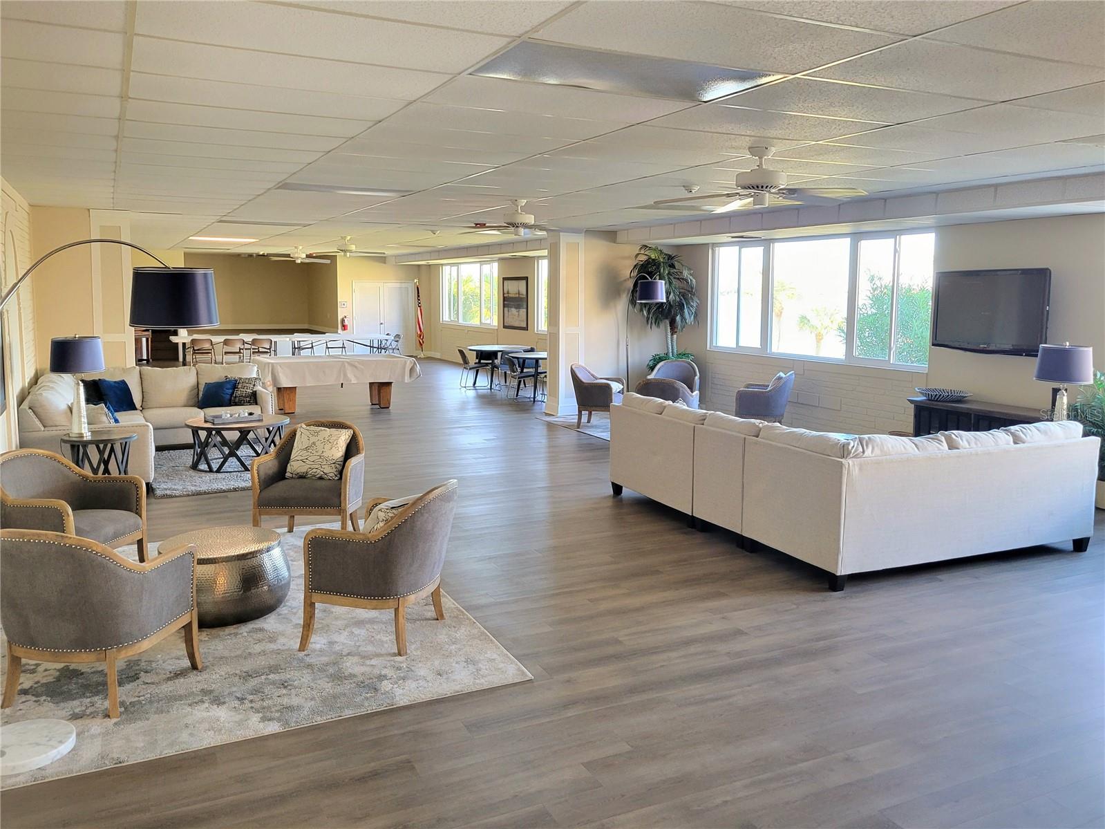 HARBOUR CLUB CONDO - Residential