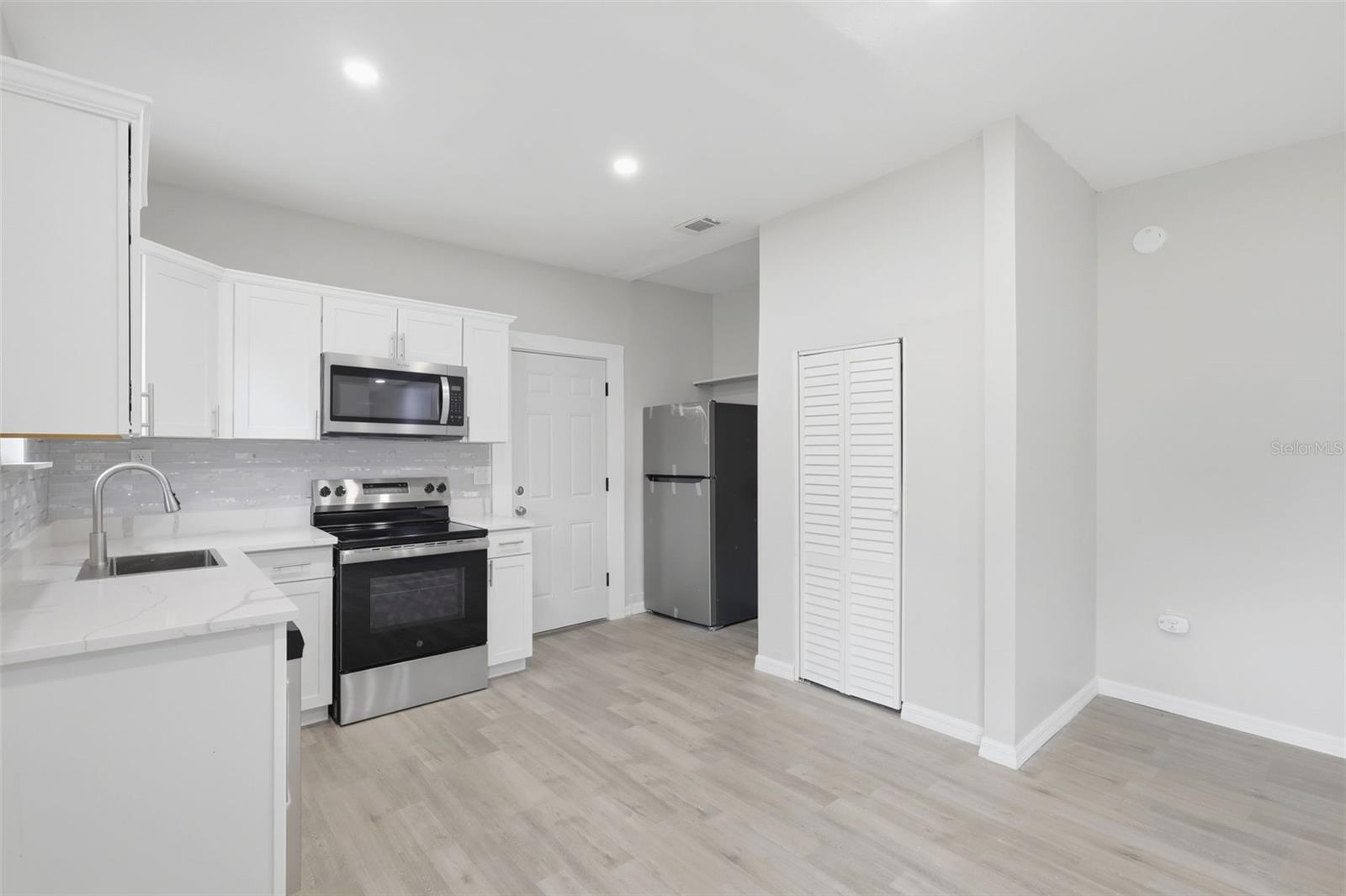 ORANGE GROVE BLK 151 DELAND - Residential