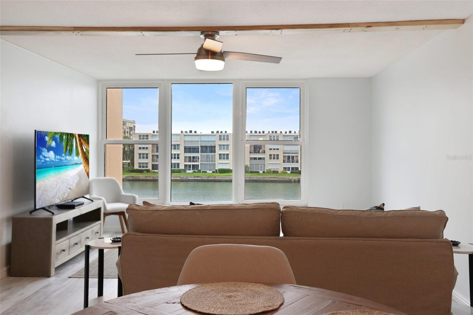 BAY ISLAND GROUP 4 - Residential Lease