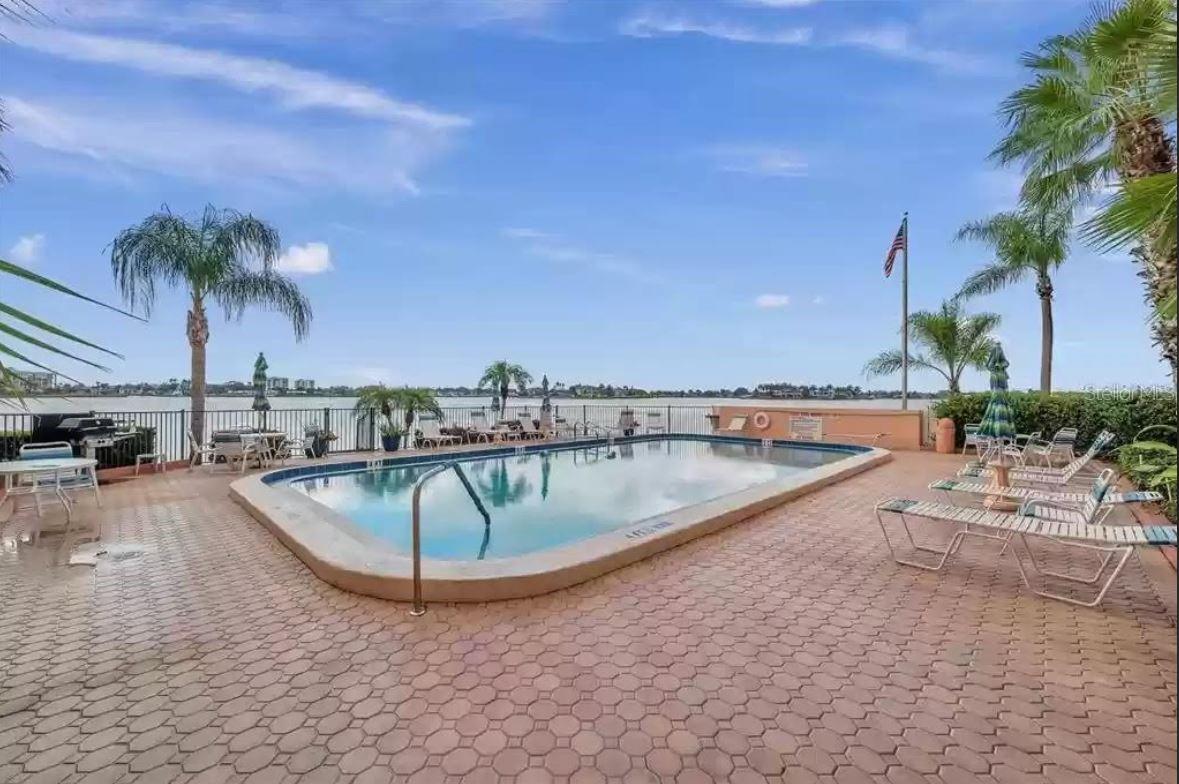 BAY ISLAND GROUP 4 - Residential Lease