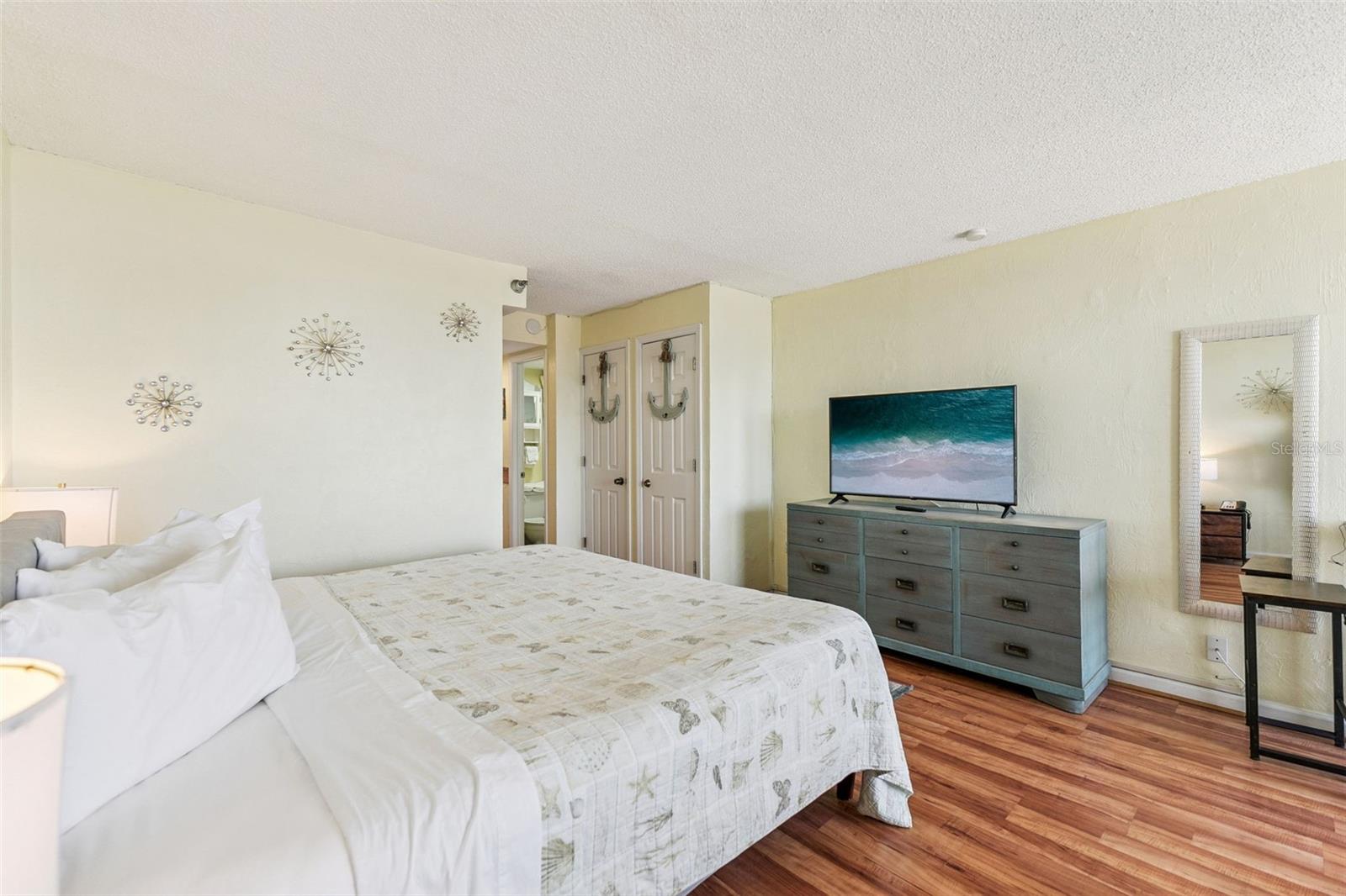 FOUNTAIN BEACH RESORT - Residential