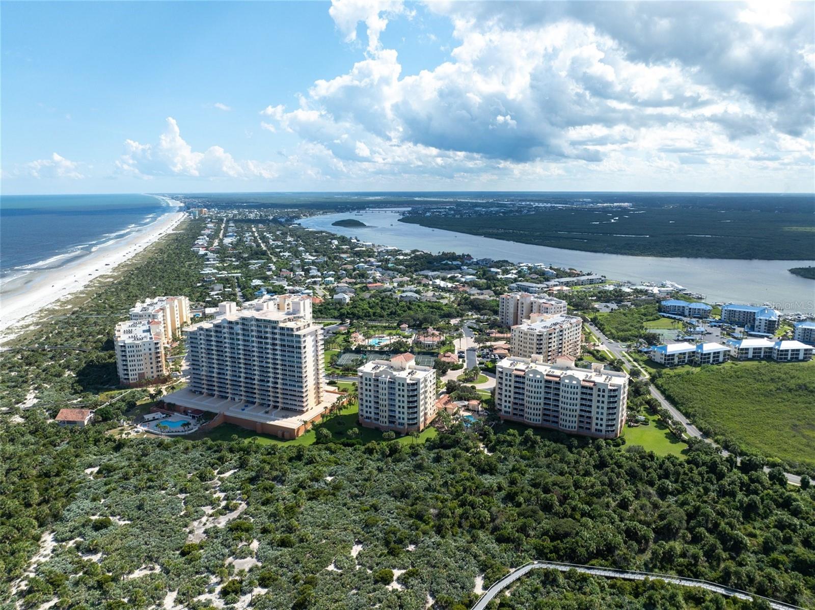 PALMS AT MINORCA PH 01 CONDO - Residential