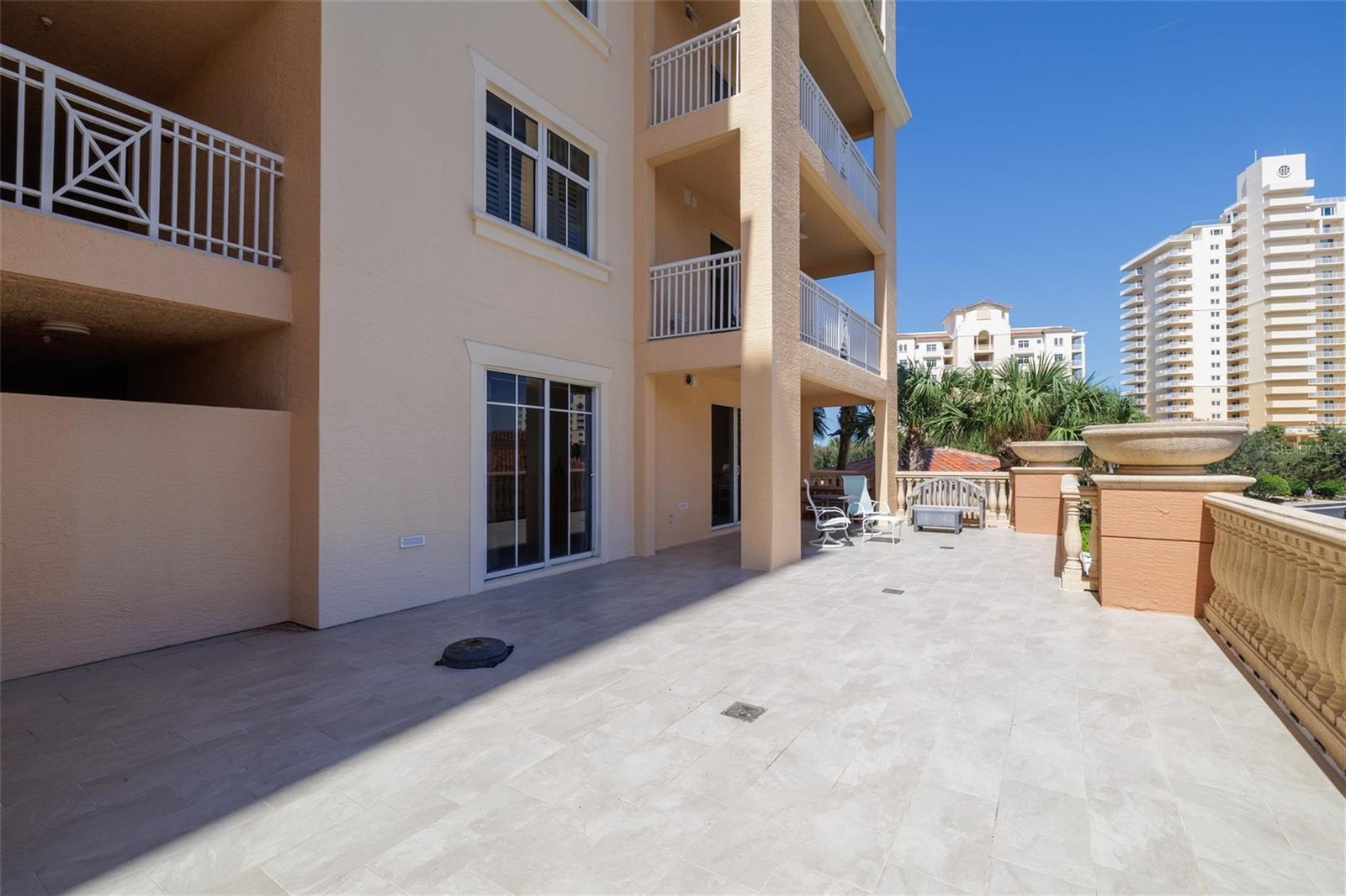 PALMS AT MINORCA PH 01 CONDO - Residential