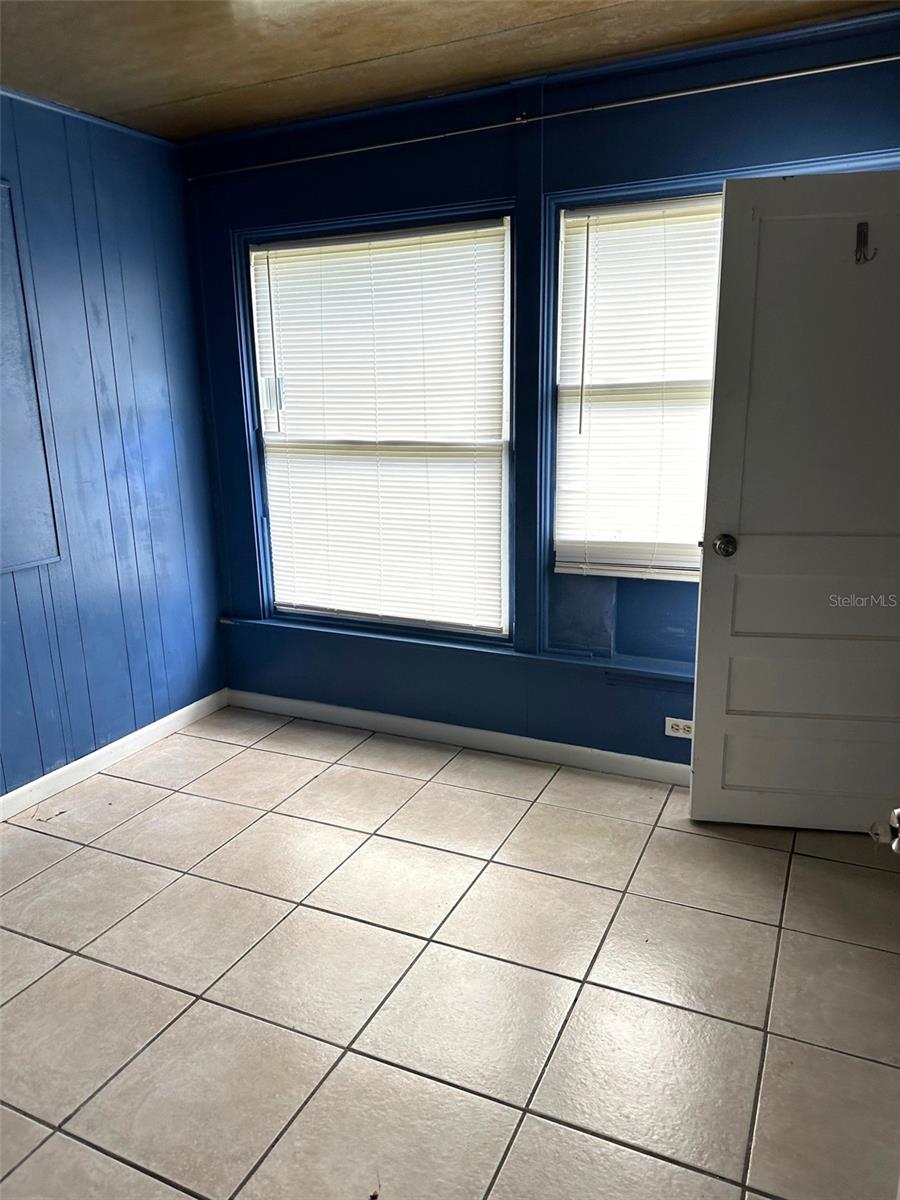 KORNER PARK - Residential