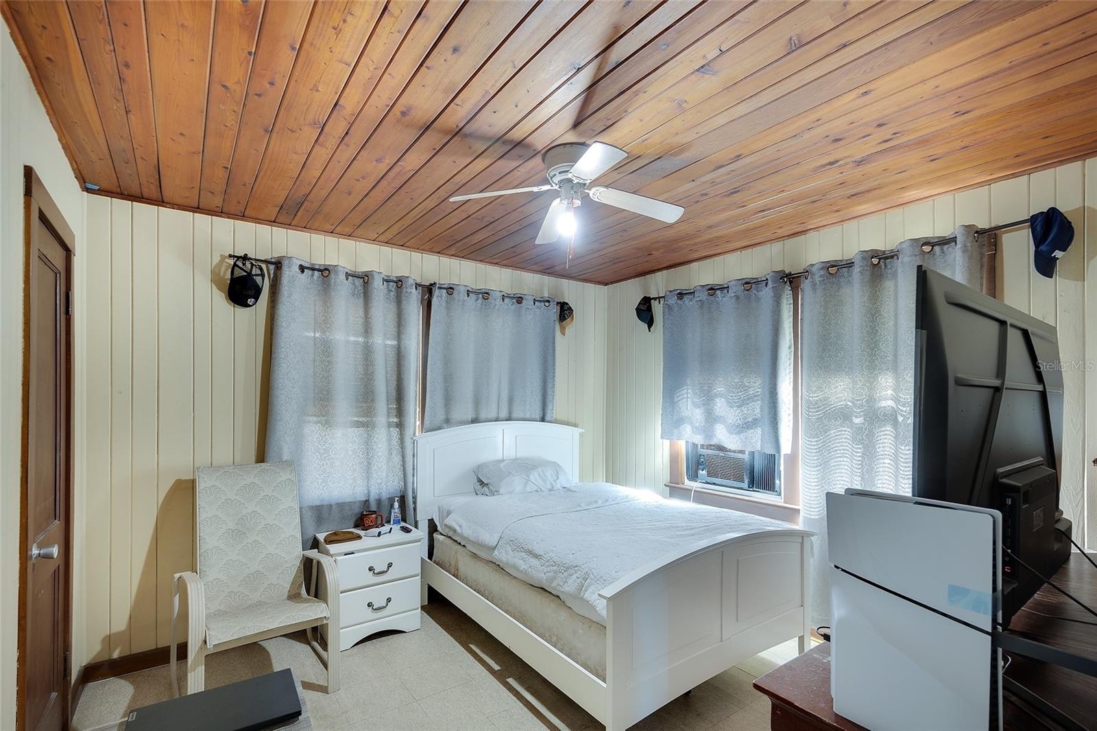 KORNER PARK - Residential