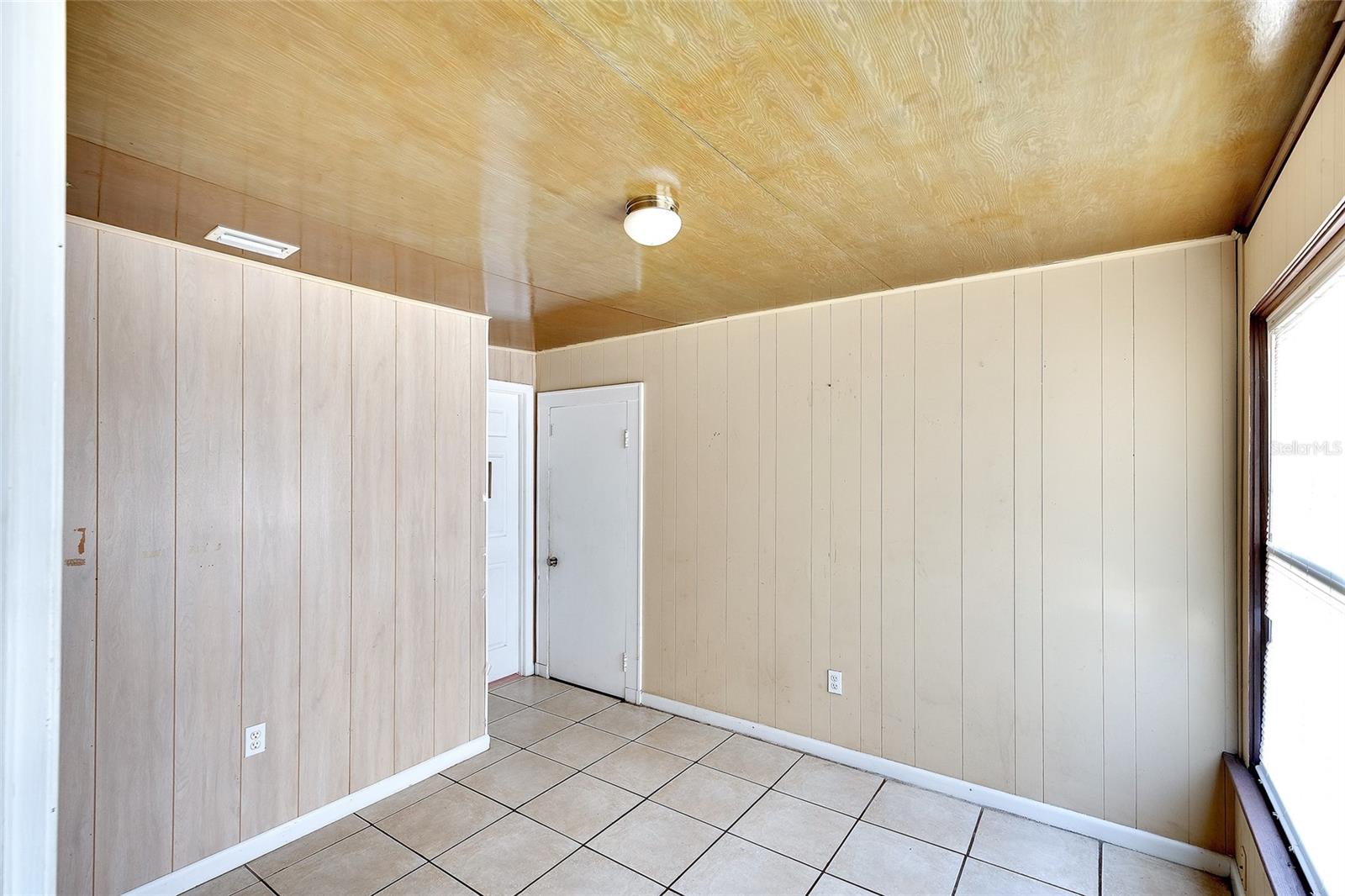 KORNER PARK - Residential