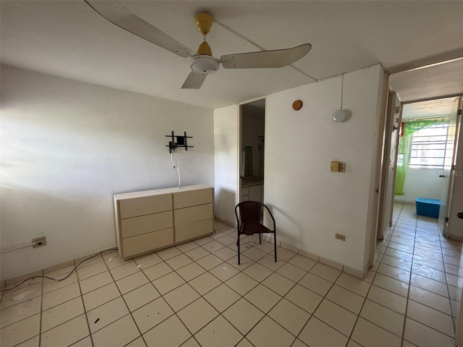 COND PLAZAS DE TORRIMAR I - Residential