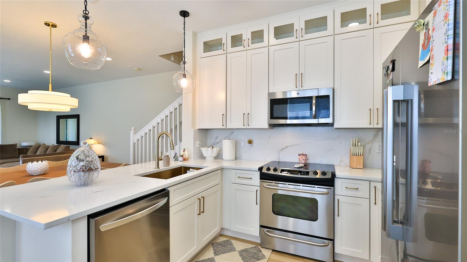 REGENCY OAKS UNIT THREE - Residential