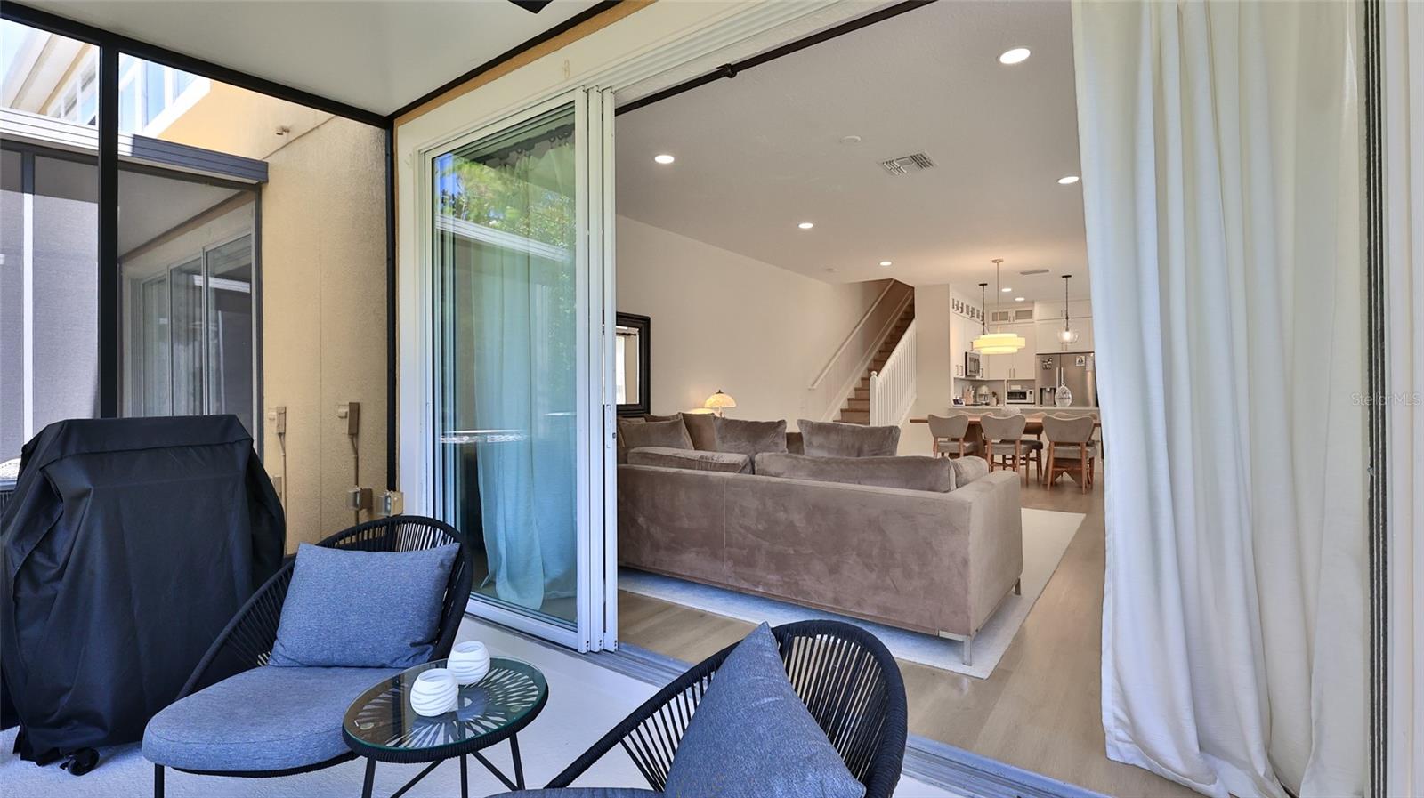 REGENCY OAKS UNIT THREE - Residential
