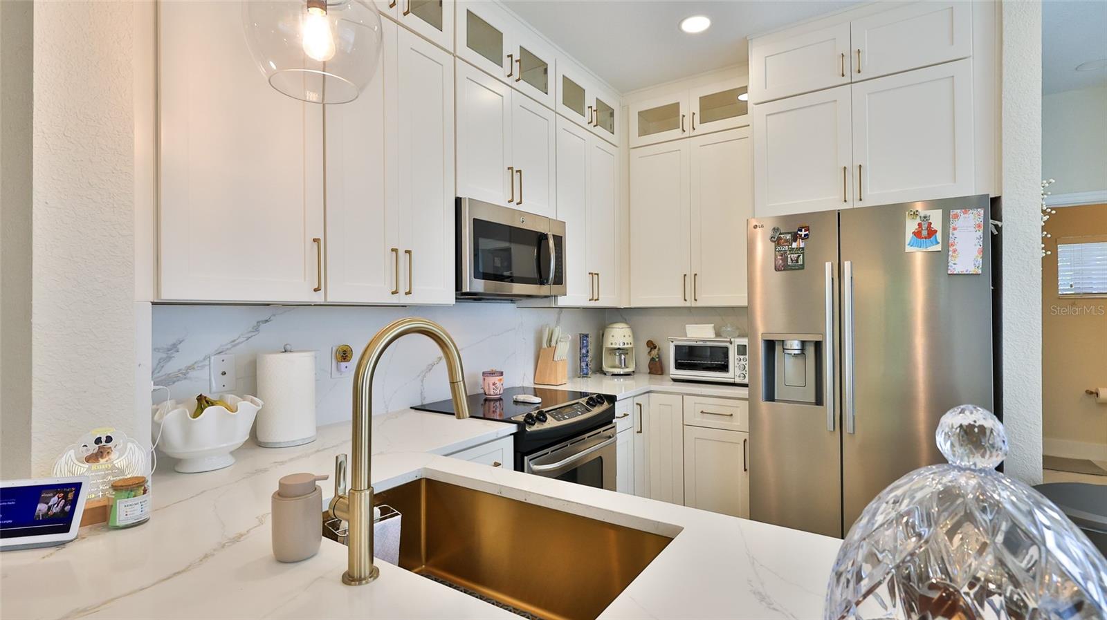 REGENCY OAKS UNIT THREE - Residential