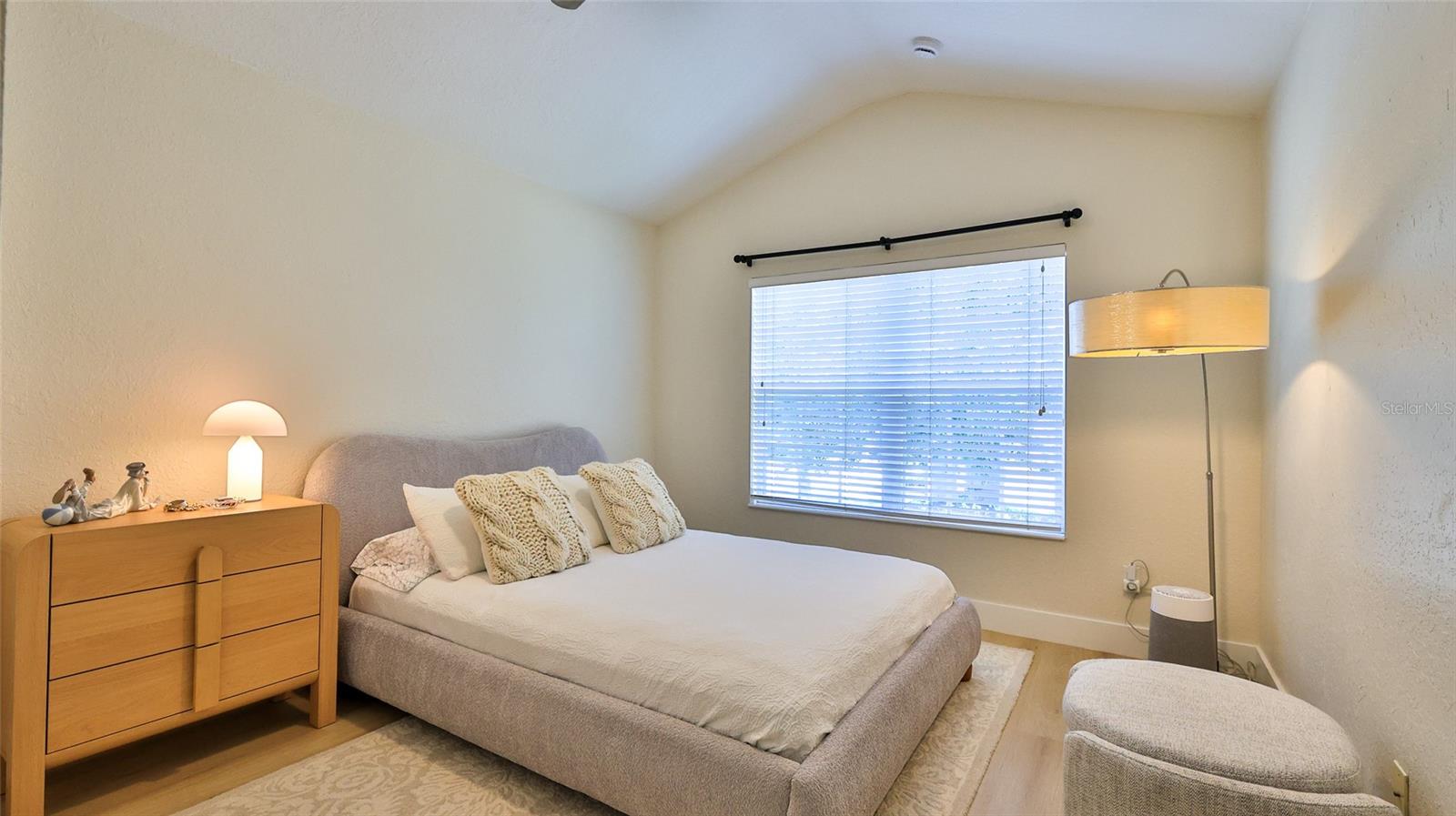 REGENCY OAKS UNIT THREE - Residential