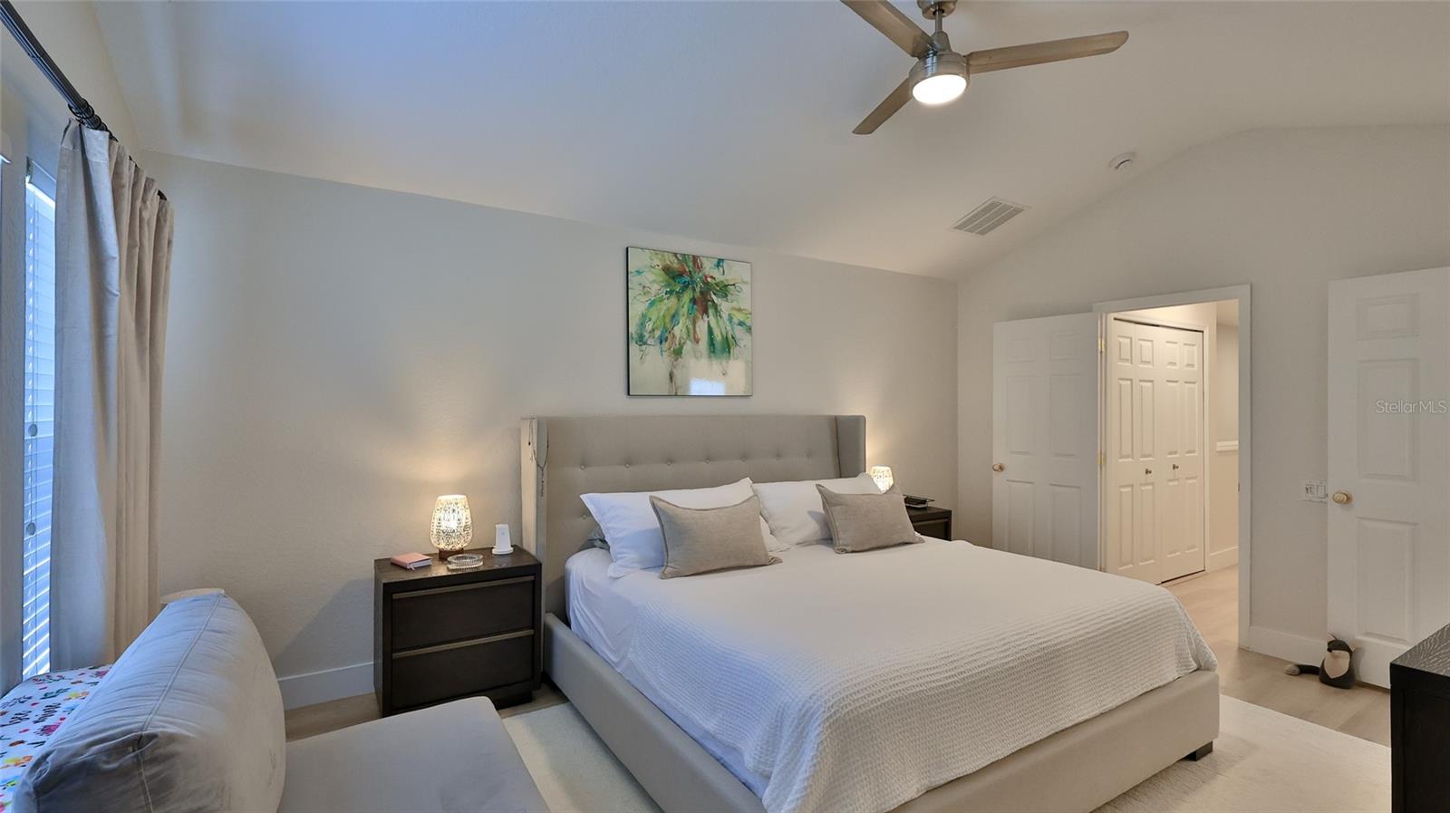 REGENCY OAKS UNIT THREE - Residential