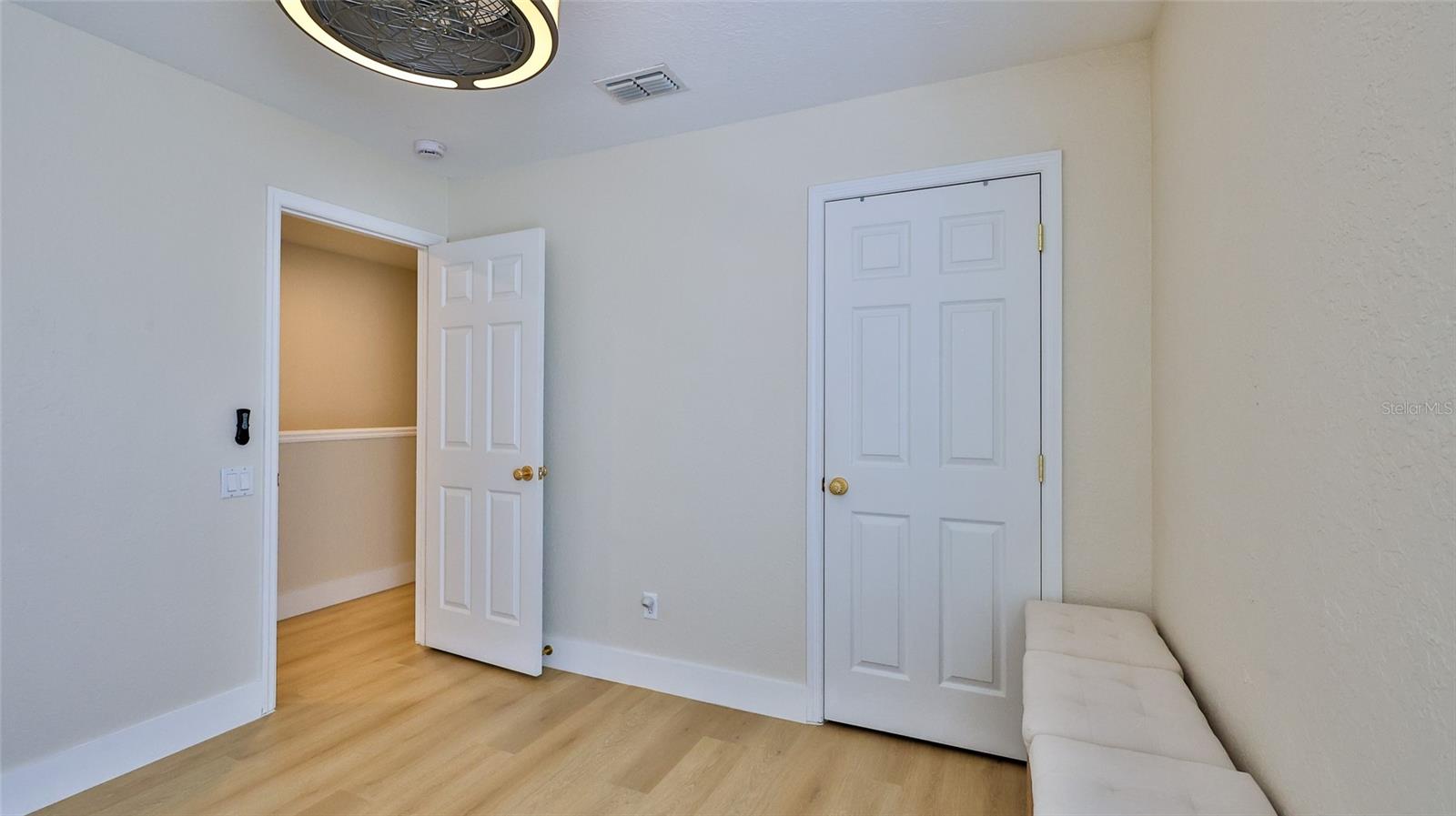 REGENCY OAKS UNIT THREE - Residential