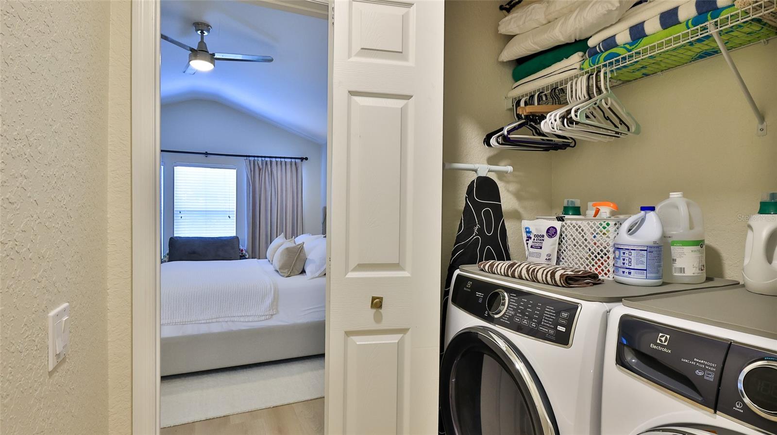 REGENCY OAKS UNIT THREE - Residential