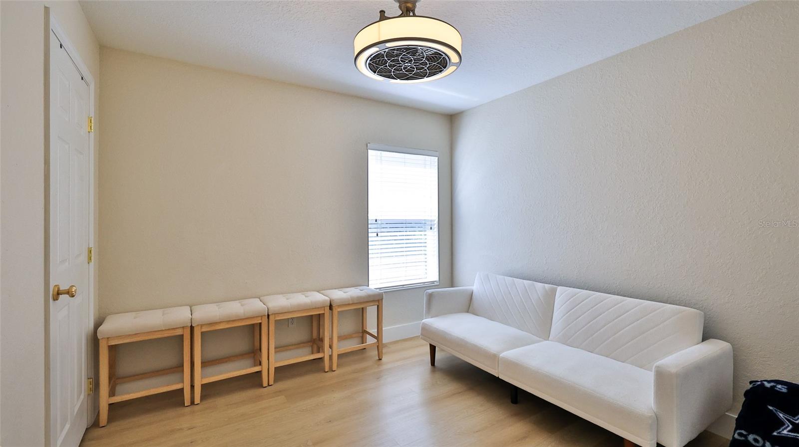 REGENCY OAKS UNIT THREE - Residential