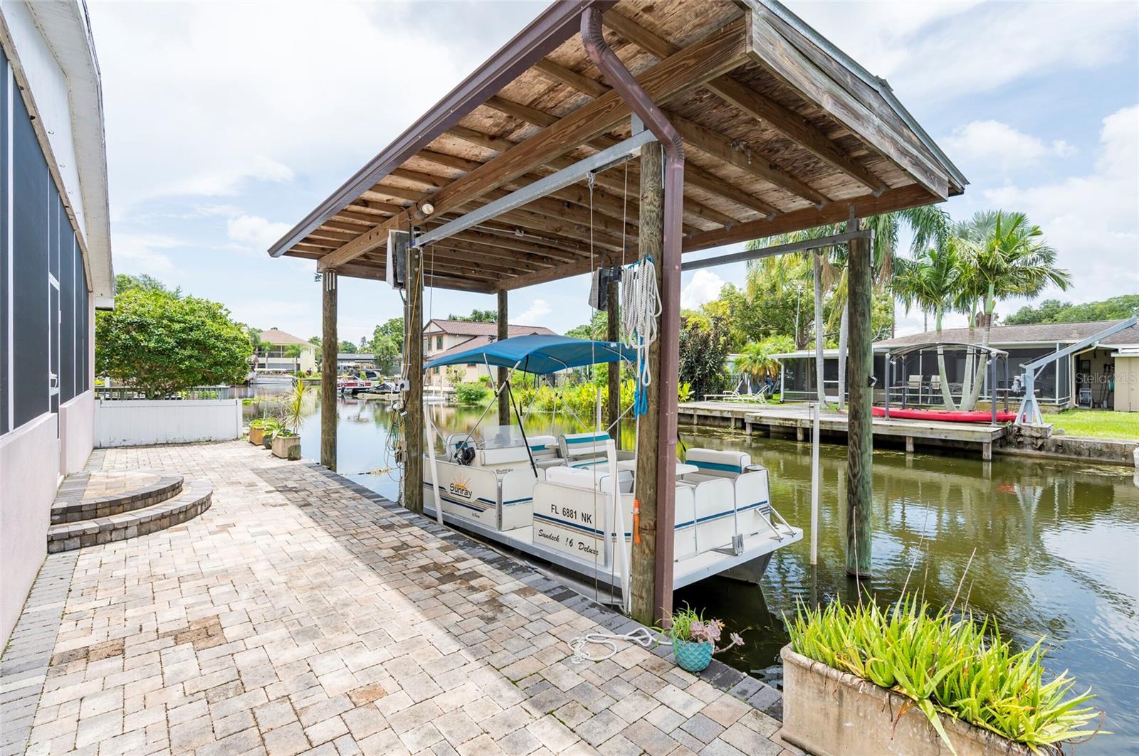 94 S CANAL DRIVE