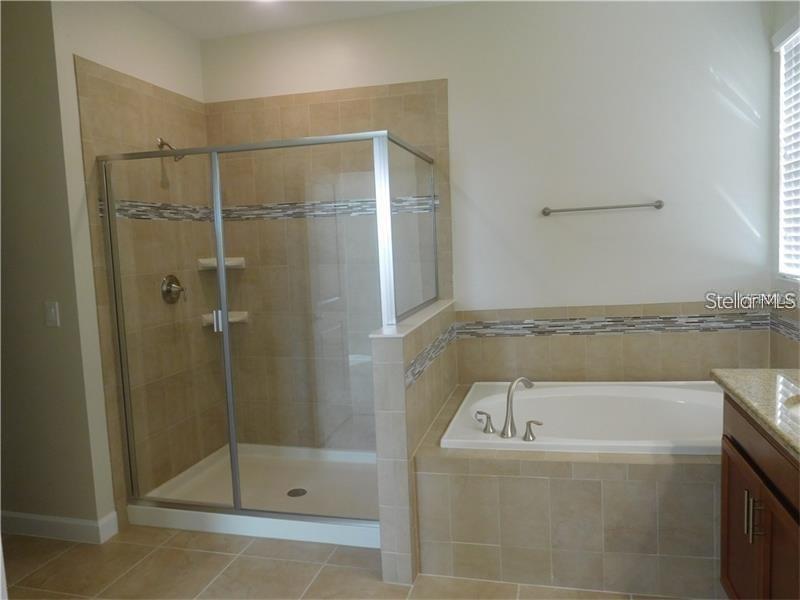 SUMMERLAKE - Residential Lease