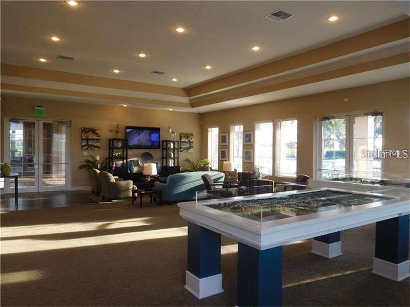 SUMMERLAKE - Residential Lease