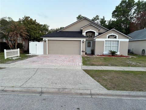 Photo of 2431 Titus Court, Orlando, FL 32817 (MLS # S5139190)