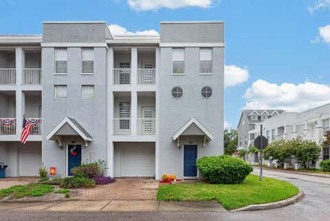 Photo of 4546 Bay Spring Court, Tampa, FL 33611 (MLS # TB8536401)