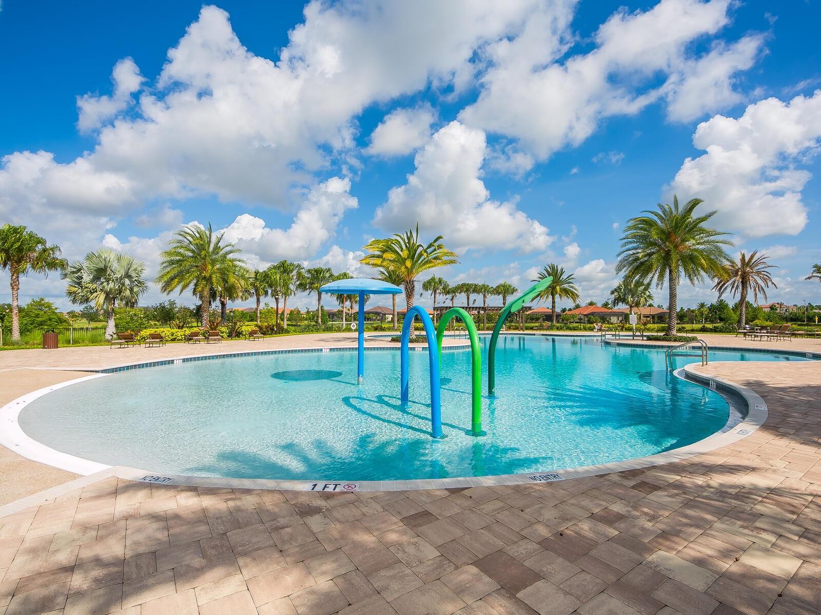 LAKEWOOD RANCH COUNTRY CLUB EAST - HILLSIDE - Residential