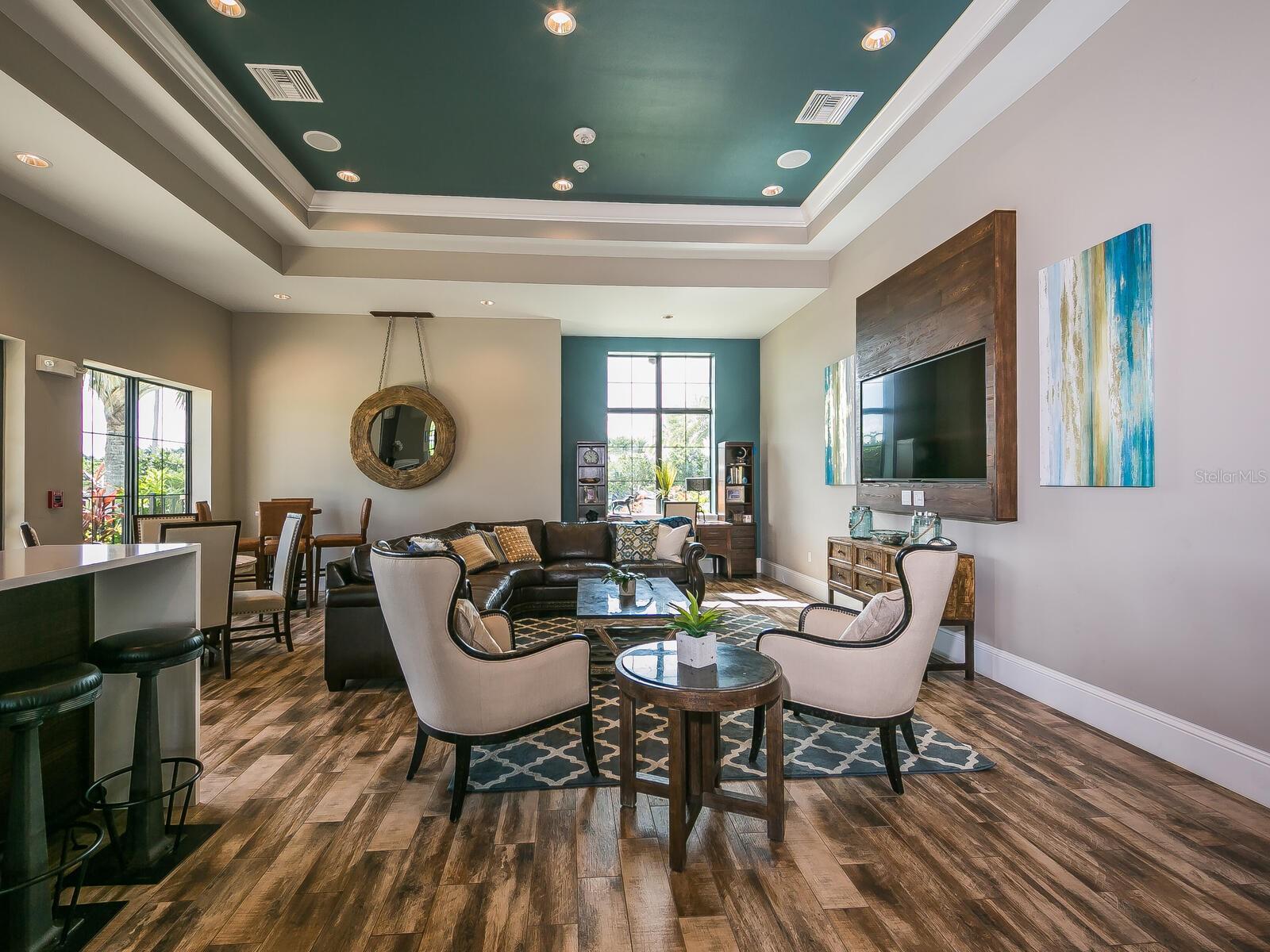 LAKEWOOD RANCH COUNTRY CLUB EAST - HILLSIDE - Residential
