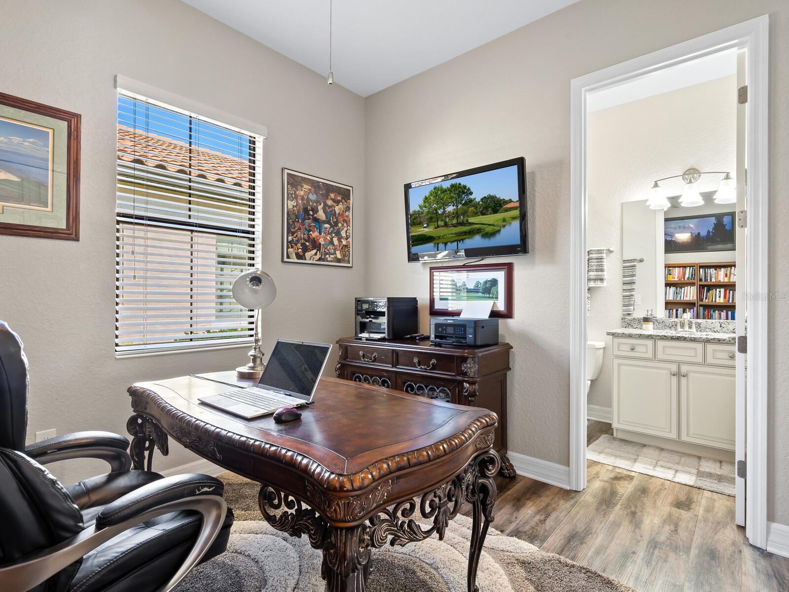 LAKEWOOD RANCH COUNTRY CLUB EAST - HILLSIDE - Residential