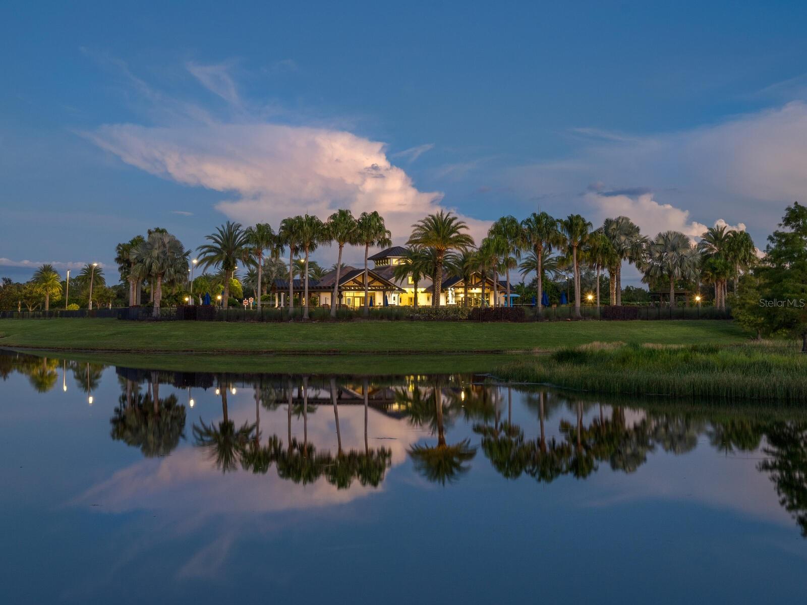 LAKEWOOD RANCH COUNTRY CLUB EAST - HILLSIDE - Residential