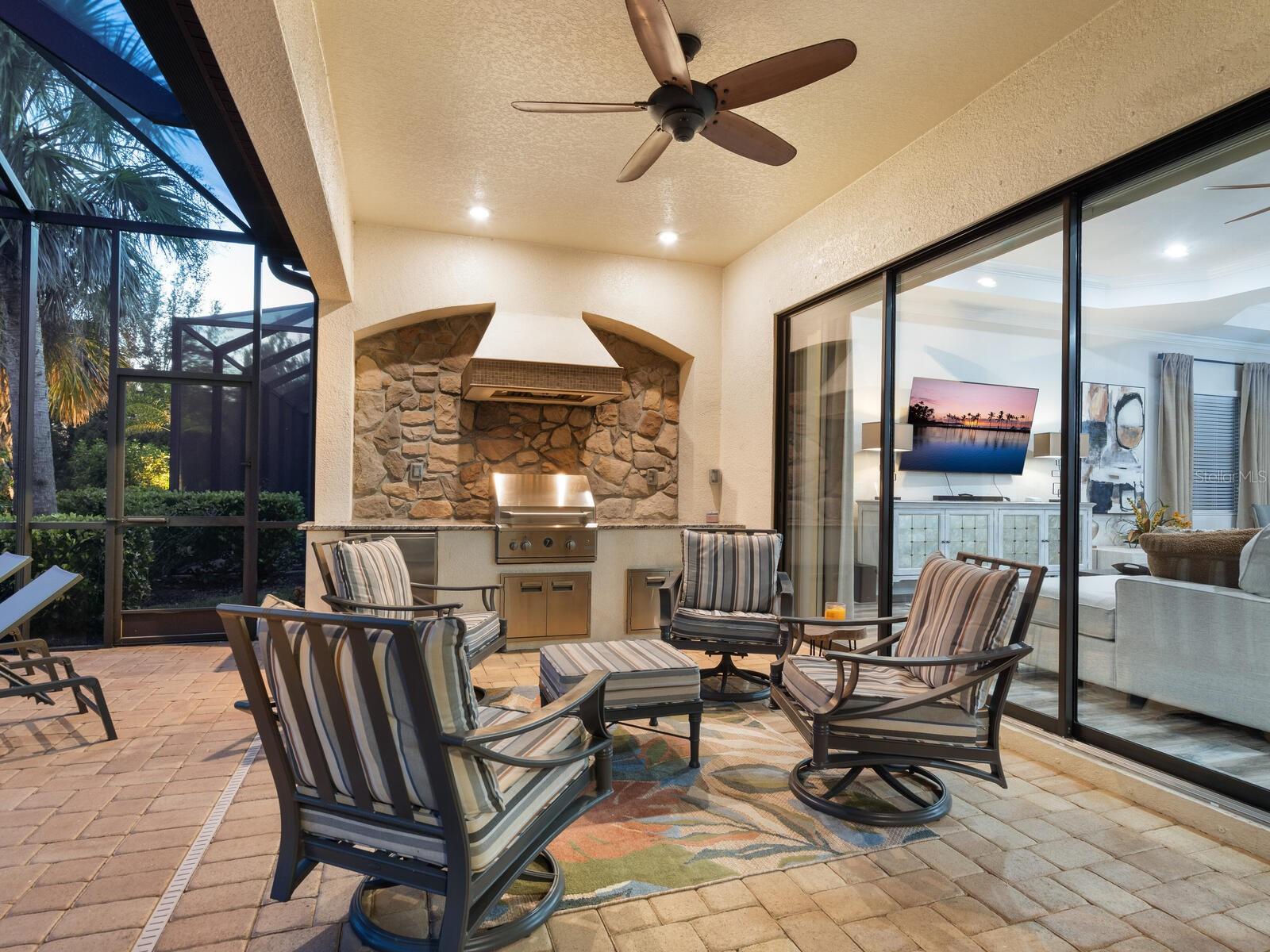 LAKEWOOD RANCH COUNTRY CLUB EAST - HILLSIDE - Residential