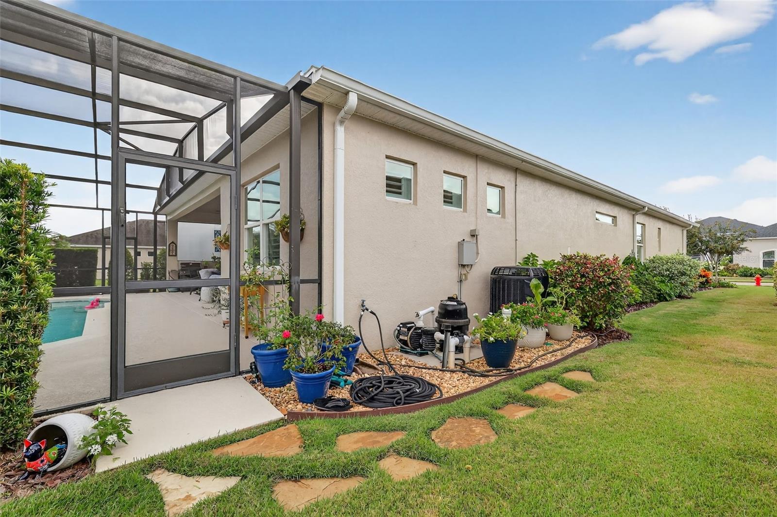 LAKES OF MOUNT DORA - Residential