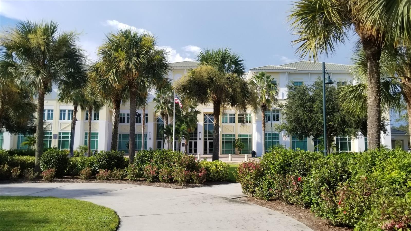 TOWNS AT LAKESIDE - Land