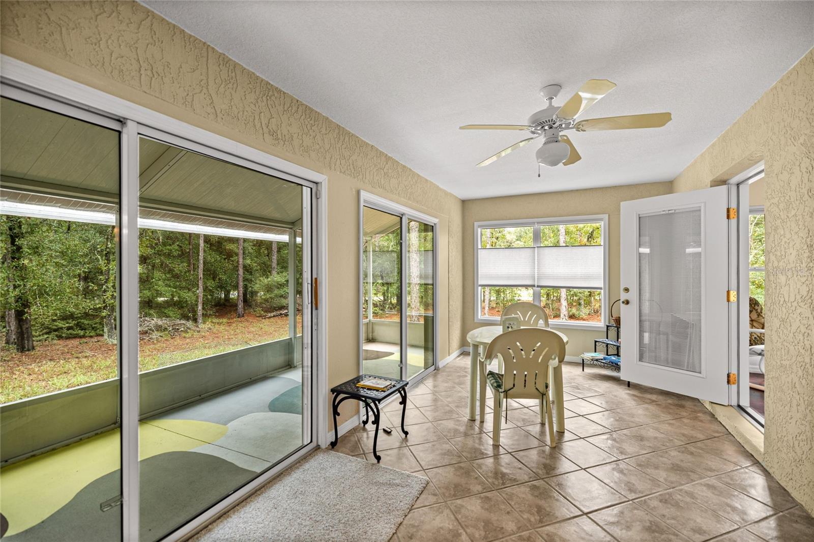 RAINBOW SPRINGS WOODLANDS - Residential