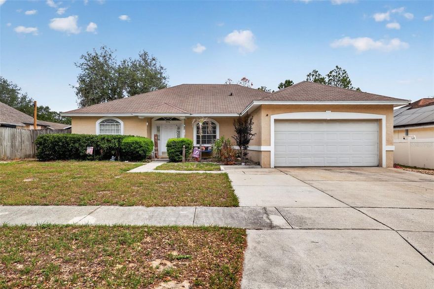 846 Greenbelt Circle offers comfortable Brandon living with a spacious layout, vaulted ceilings, and a large backyard perfect for entertaining or relaxing. Conveniently located near shopping, dining, parks, and major highways, this home combines everyday comfort with easy access to Tampa and surrounding areas.