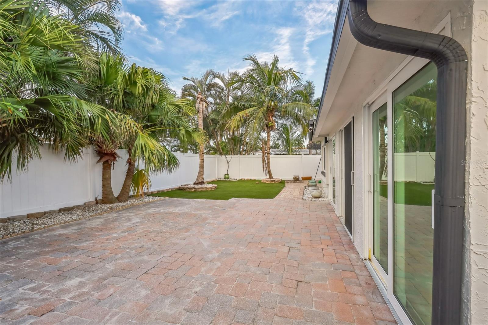 BAY POINT ESTATES 1ST ADD - Residential Lease