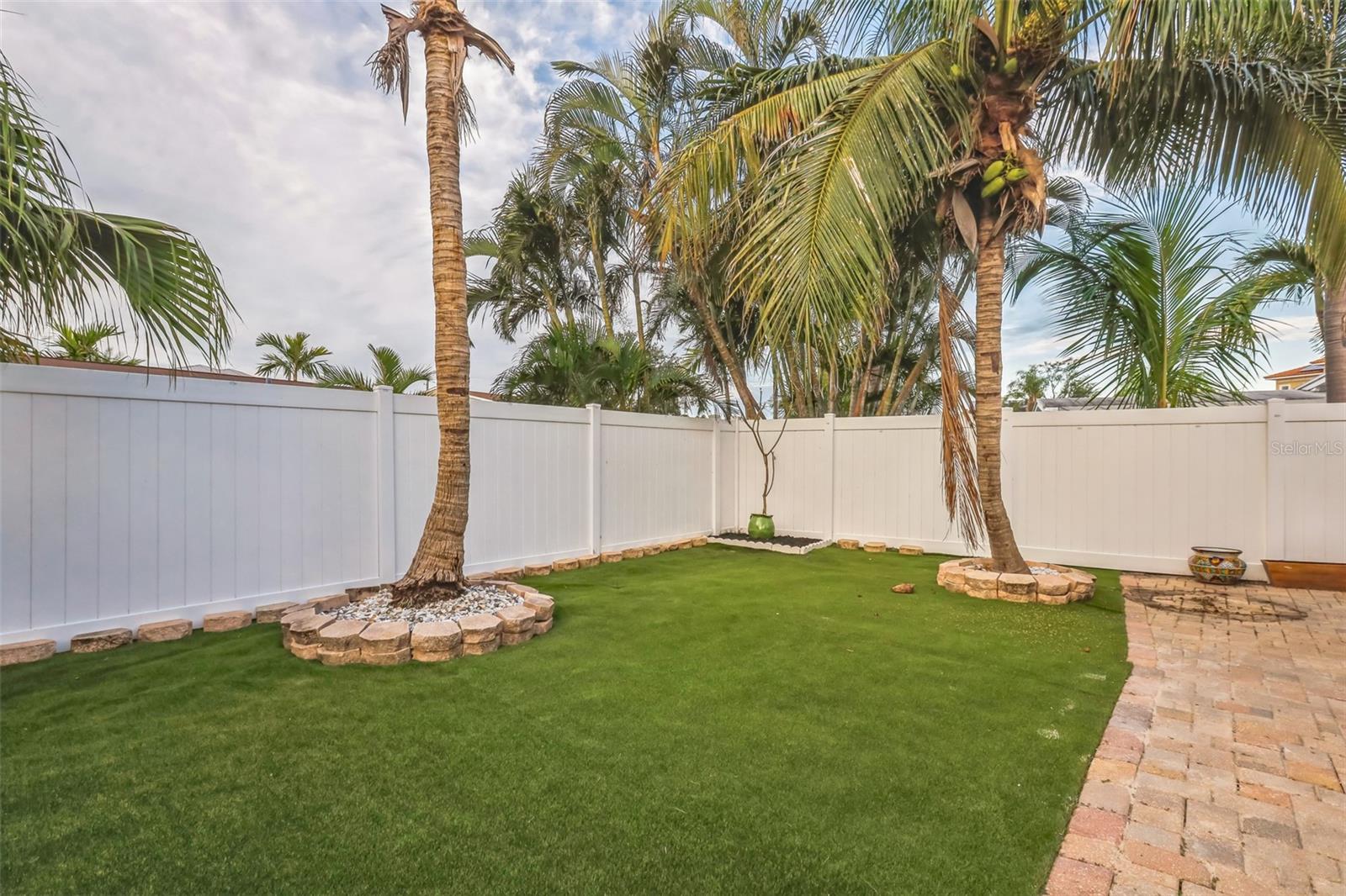 BAY POINT ESTATES 1ST ADD - Residential Lease