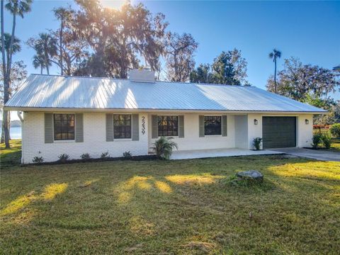 A home in DELAND