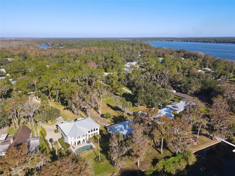 A home in DELAND