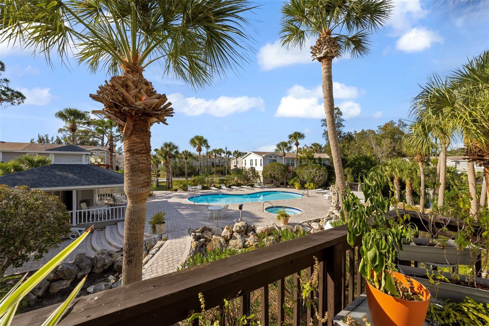 INDIAN TRACE - Residential