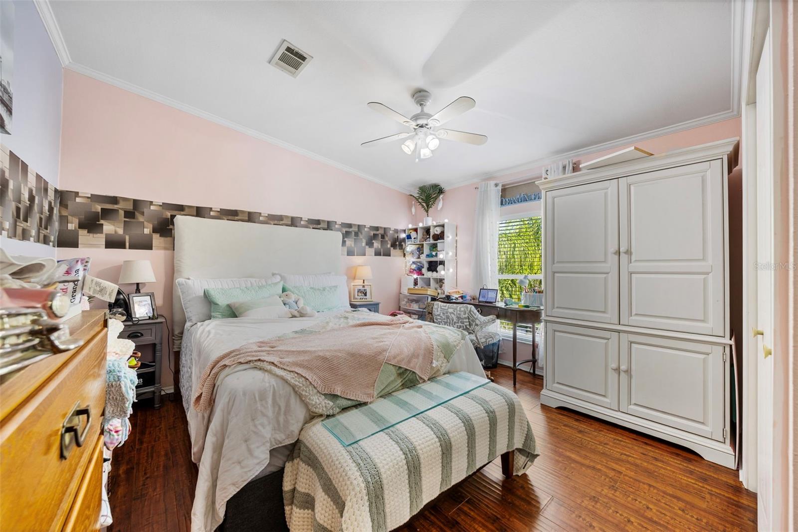 INDIAN TRACE - Residential